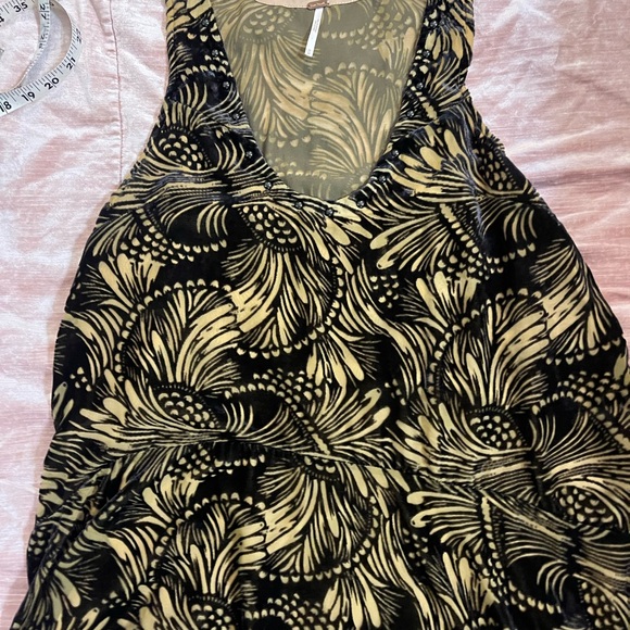 FREE PEOPLE ELLIE VELVET MINI DRESS SIZE MEDIUM BLACK/GOLD - Picture 14 of 15